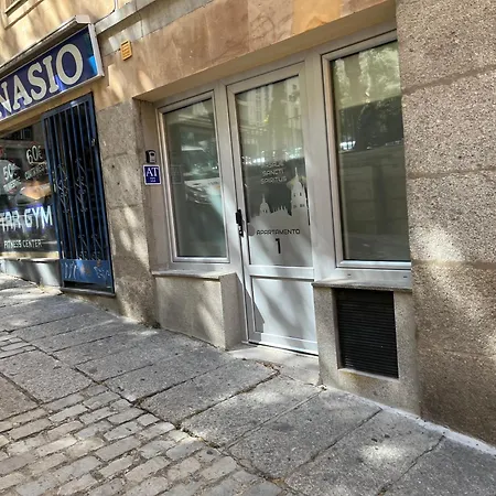 At Pasaje Sancti Spiritus 1 Laranitasalmantina Appartement *