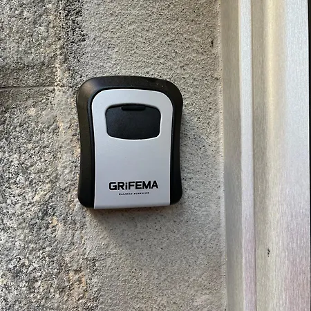 At Pasaje Sancti Spiritus 1 Laranitasalmantina *